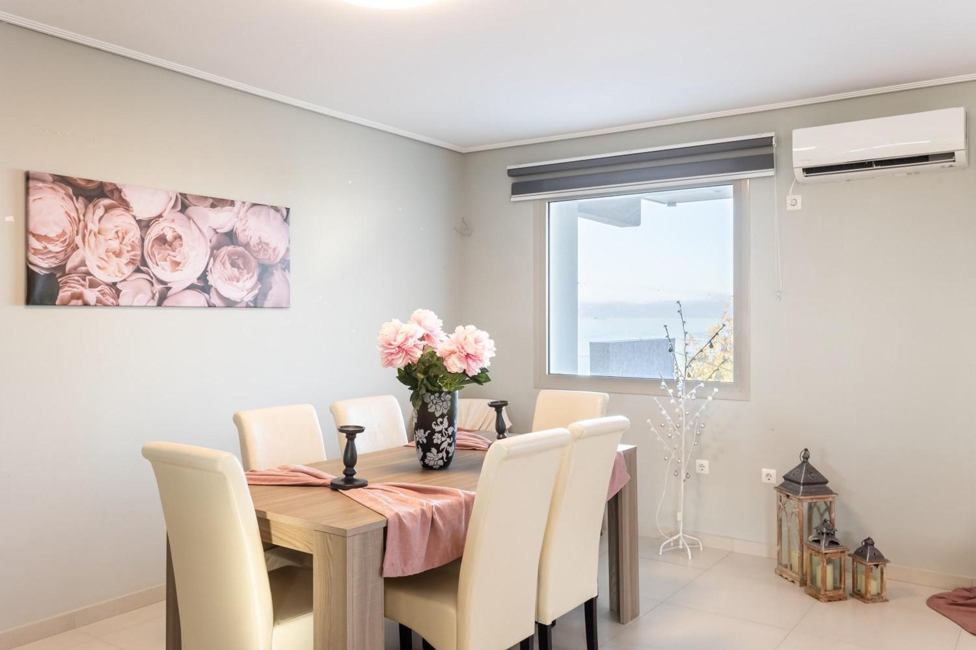 Beachfront Artemida Retreat - Peony Seabreeze Gem Eksteriør billede